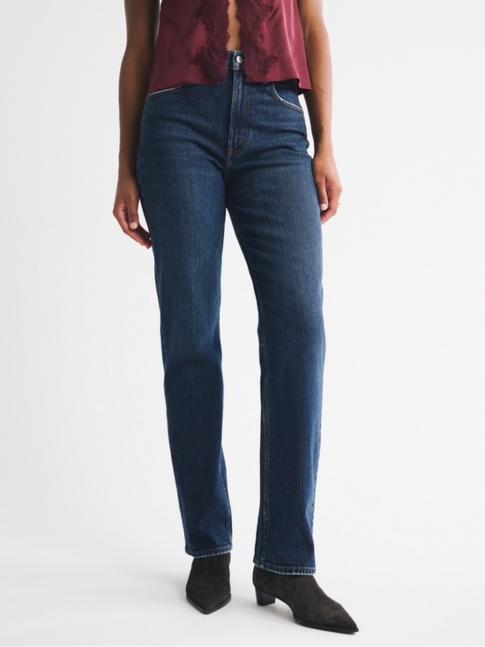 NWT Abercrombie & Fitch Women's The ‘90s Straight Ultra High Rise Size 31/12R